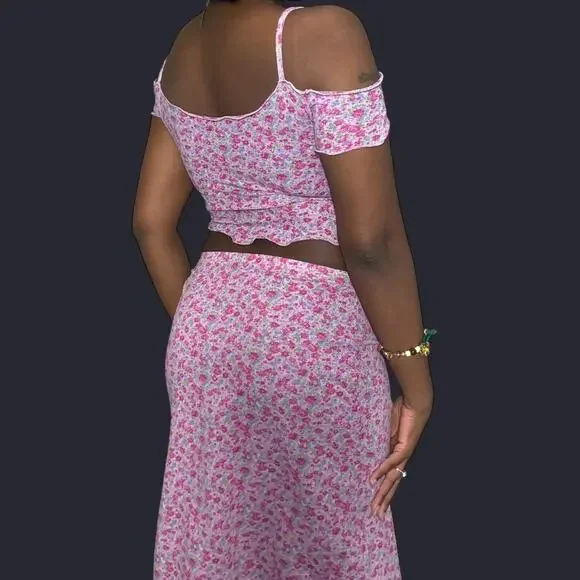 Pink/lavender floral crop top and skirt set - Picture 2 of 4